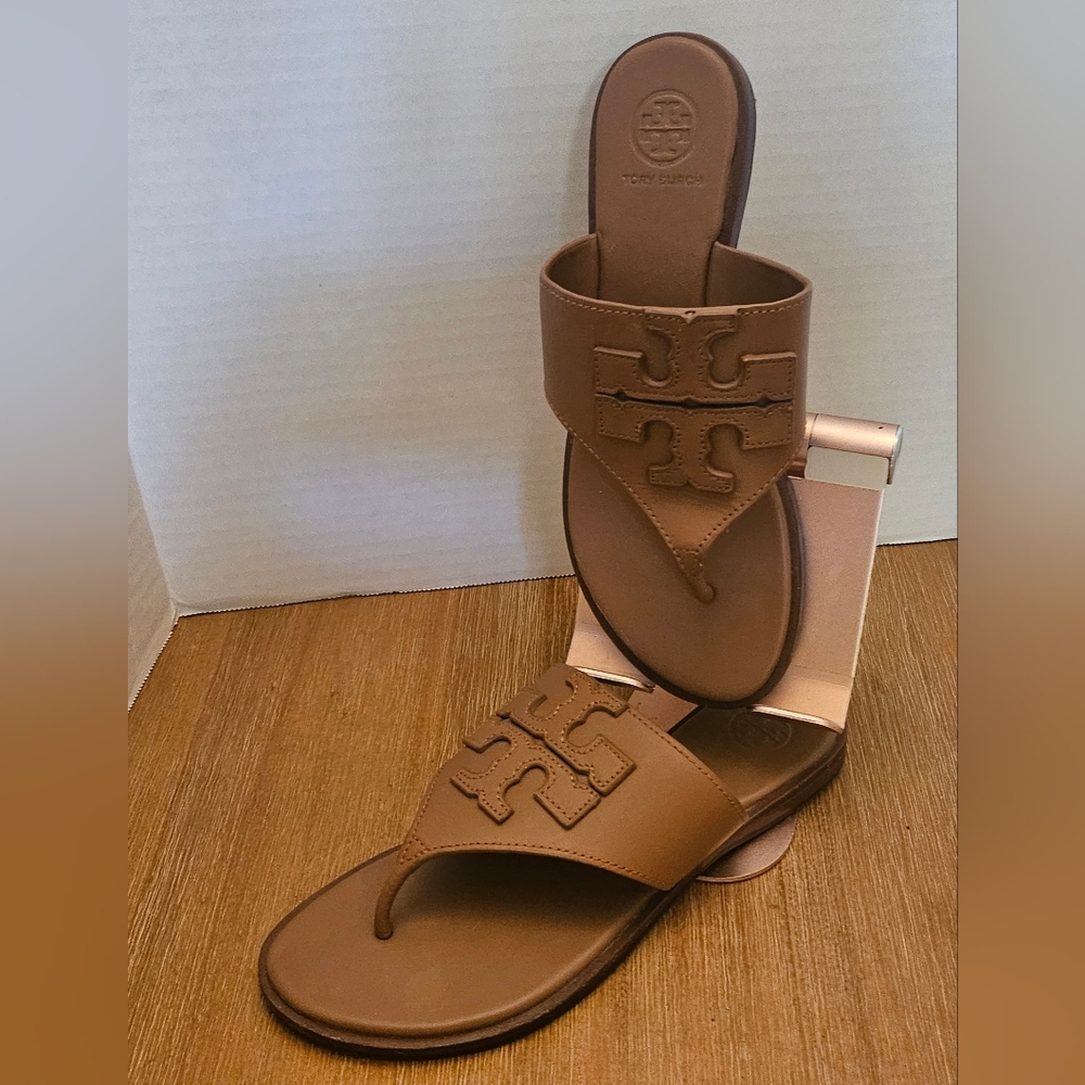 Tory Burch Miller Sandal Thong Tan size 6
